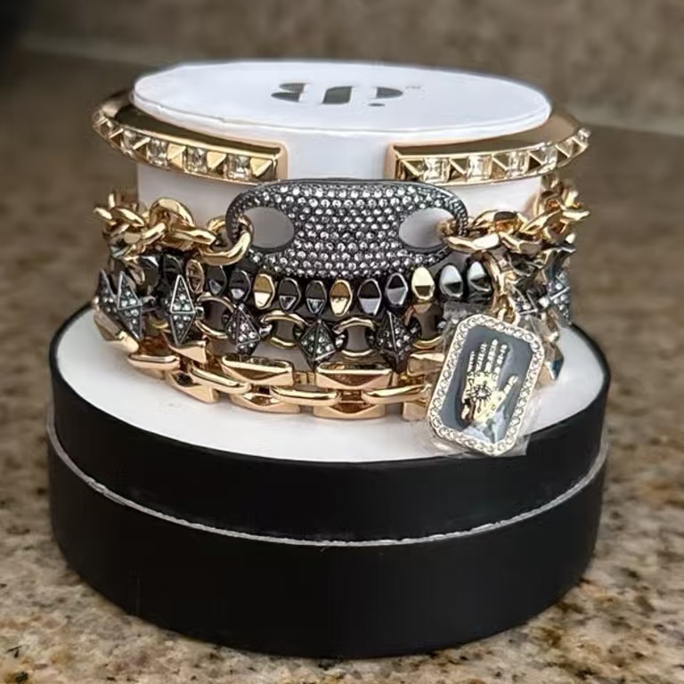Chic Gold And Silver Bracelet Set
